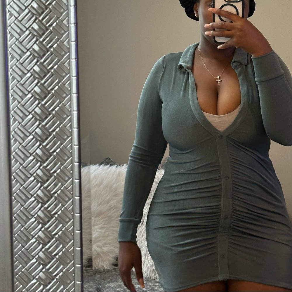 Women's Green Long Sleeve dress